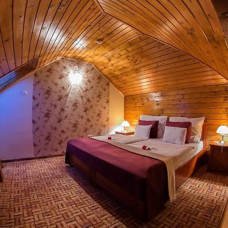 Egri Korona Borhaz Es Wellness Demjén